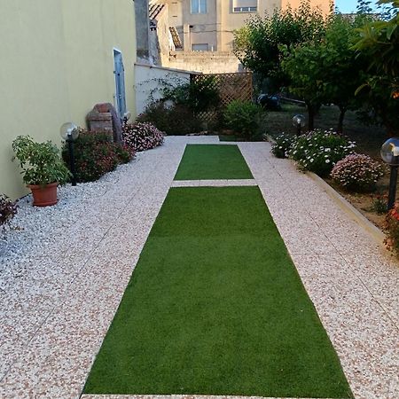 Casa Vacanze Il Giardino Villamassargia Esterno foto