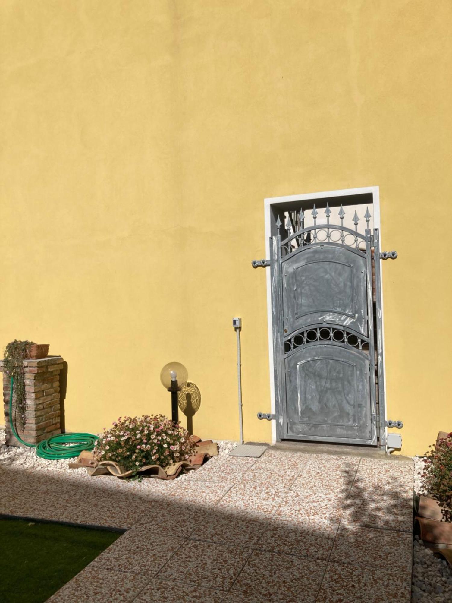 Casa Vacanze Il Giardino Villamassargia Esterno foto