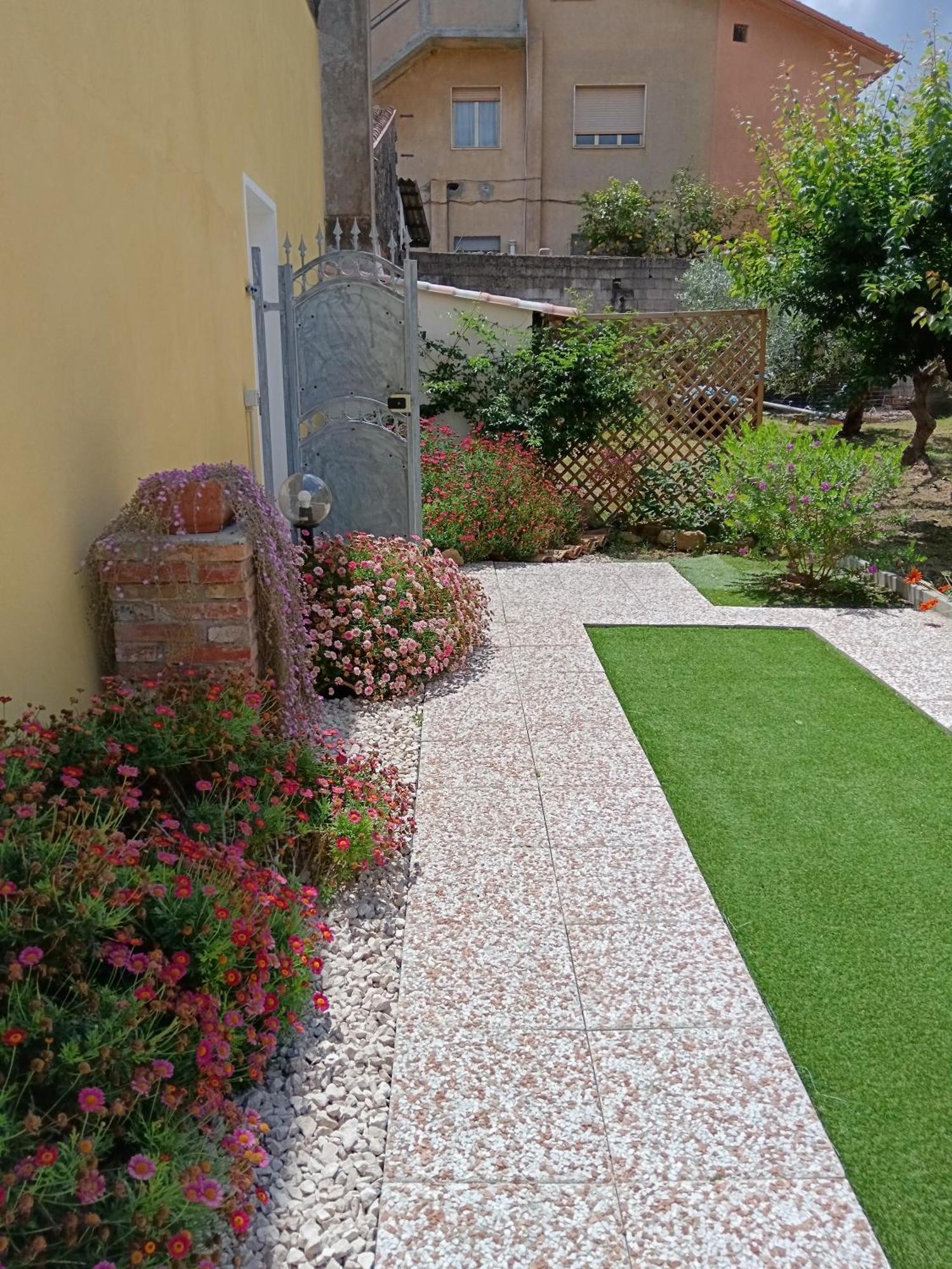 Casa Vacanze Il Giardino Villamassargia Esterno foto